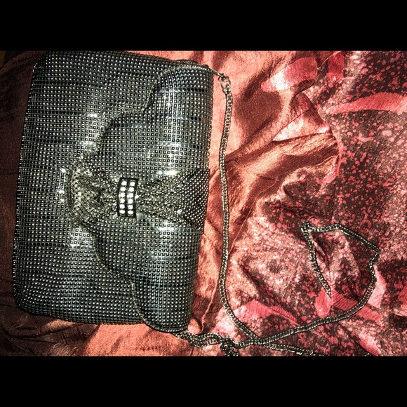 Does anyone know what brand this is? - Picture 1 of 8